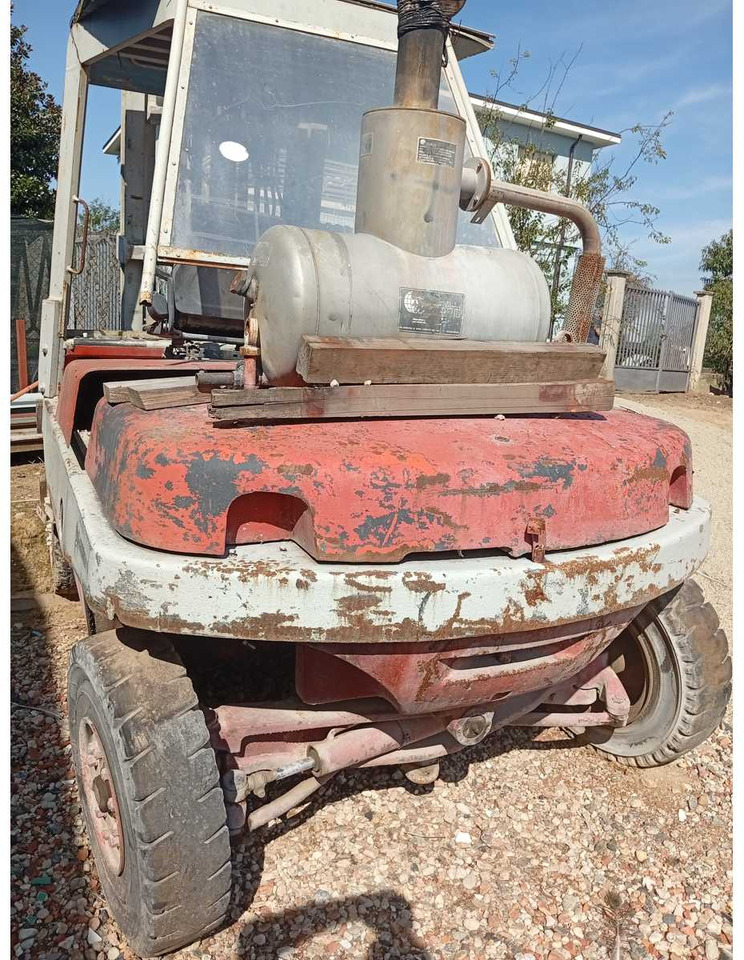 LINDE - H70D - DIESEL FORKLIFT - 2000 - Вилочный погрузчик: фото 2 LINDE - H70D - DIESEL FORKLIFT - 2000 - Вилочный погрузчик: фото 2