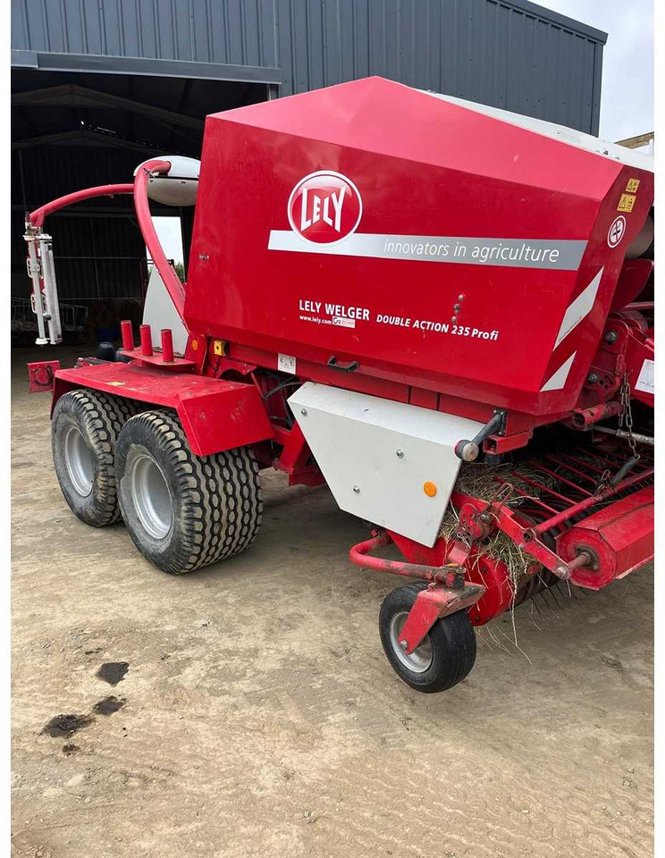 Lely Double Action 235 Profi - Пресс-подборщик рулонный, Обмотчик рулонов: фото 4 Lely Double Action 235 Profi - Пресс-подборщик рулонный, Обмотчик рулонов: фото 4
