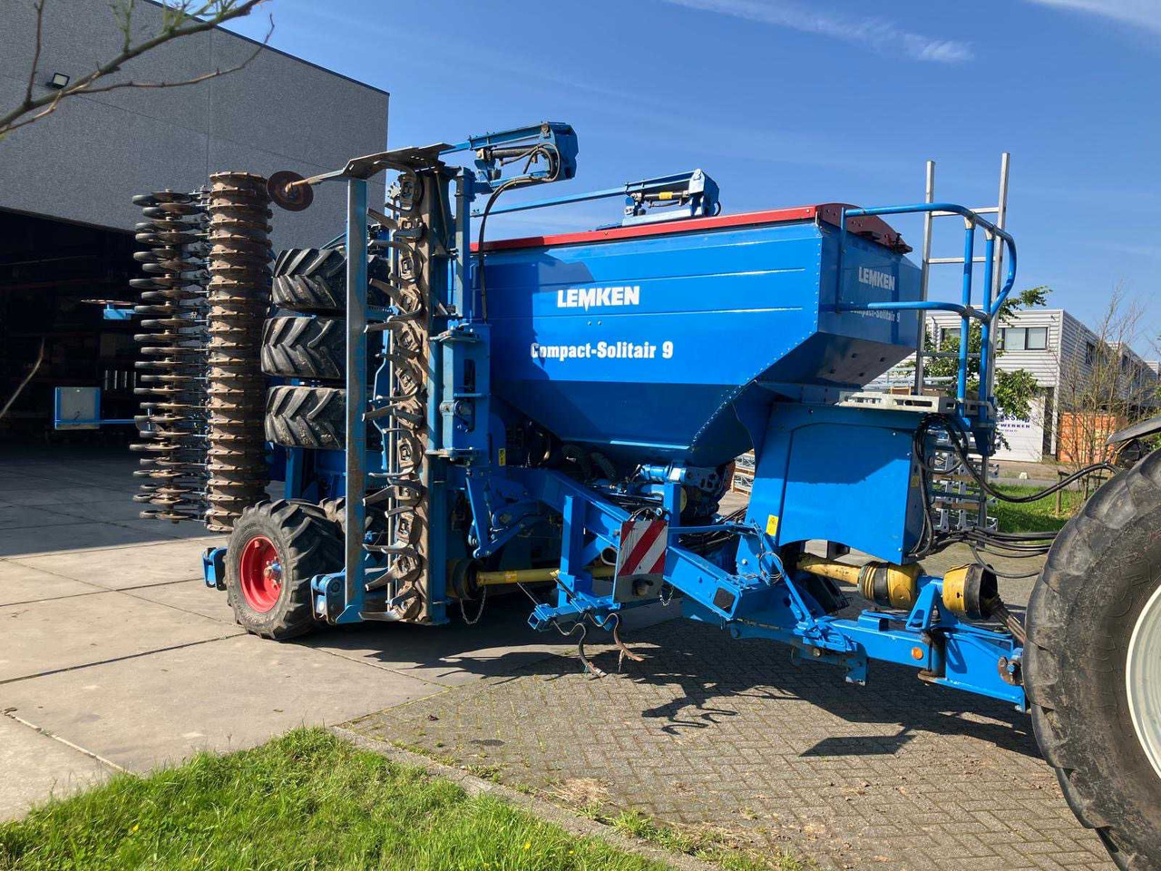 Lemken Compact Solitair 9/600KK - Сеялка точного высева: фото 4 Lemken Compact Solitair 9/600KK - Сеялка точного высева: фото 4