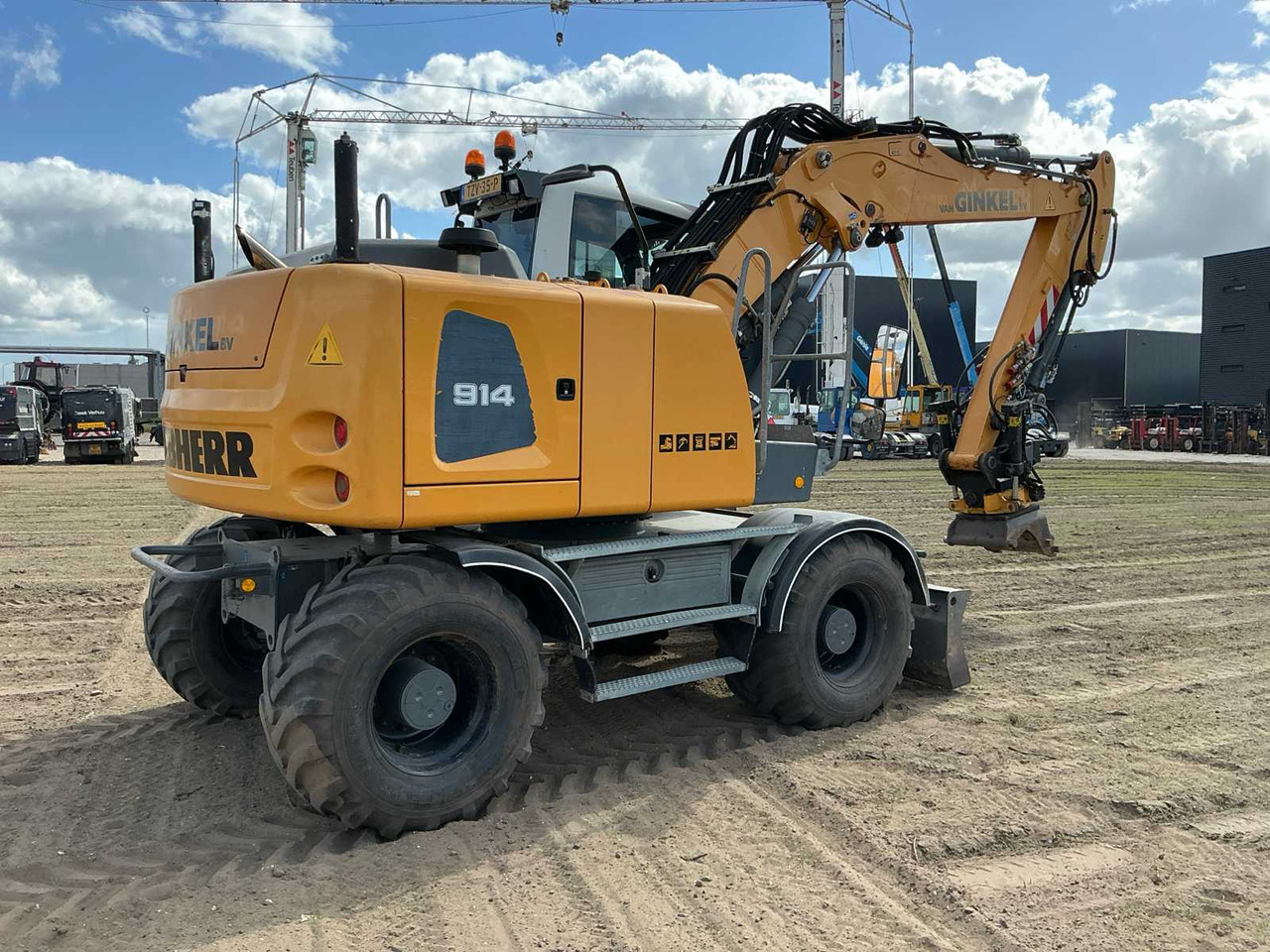 Liebherr A914 Litronic - Колёсный экскаватор: фото 5 Liebherr A914 Litronic - Колёсный экскаватор: фото 5