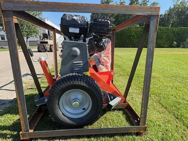 Loma Flailmower ATV120 - Косилка-измельчитель: фото 4 Loma Flailmower ATV120 - Косилка-измельчитель: фото 4