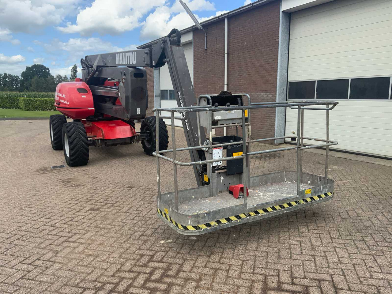 Manitou 200ATJ - Подъёмник: фото 2 Manitou 200ATJ - Подъёмник: фото 2