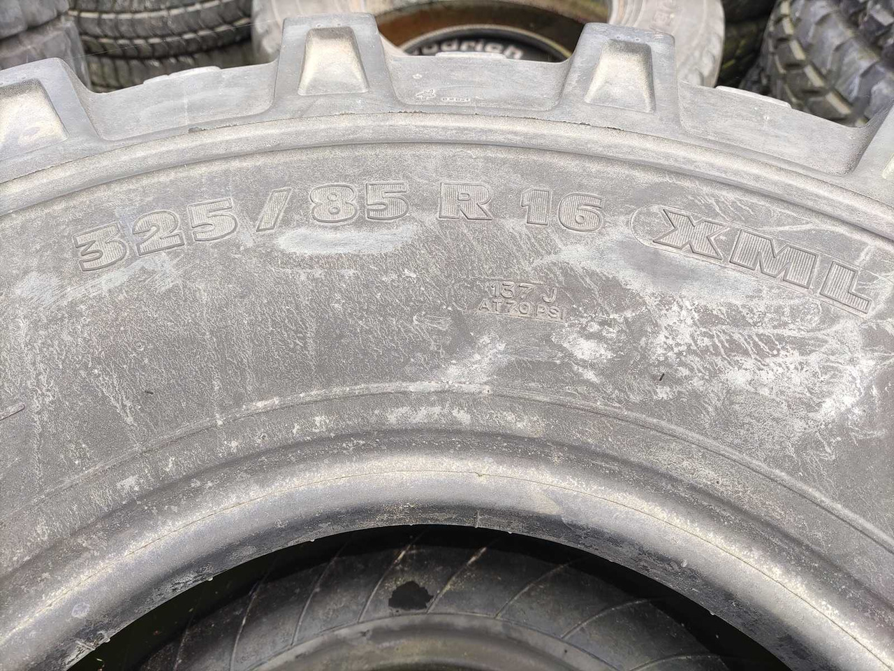 Michelin XML 325/85R16 - Шины и диски для Тракторов: фото 5 Michelin XML 325/85R16 - Шины и диски для Тракторов: фото 5