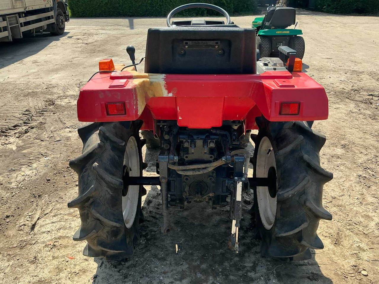 Mitsubishi MT15 - Минитрактор: фото 4 Mitsubishi MT15 - Минитрактор: фото 4