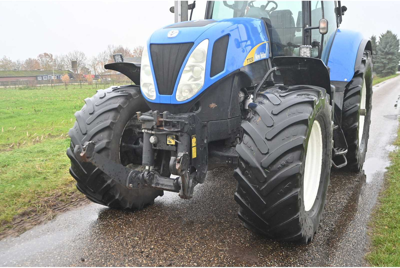 Трактор NEW HOLLAND - 2007 - T7030 - ALL-WHEEL DRIVE FARM TRACTOR: фото 13