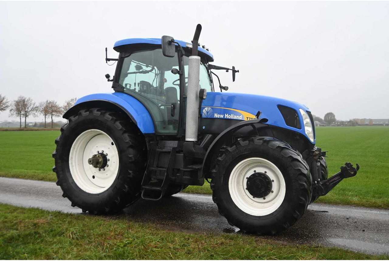 Трактор NEW HOLLAND - 2007 - T7030 - ALL-WHEEL DRIVE FARM TRACTOR: фото 10