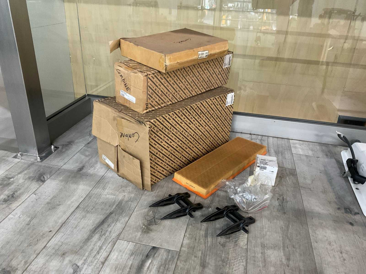 NEW HOLLAND CX 8060 COMBINE HARVESTER PARTS - Зерноуборочный комбайн: фото 1 NEW HOLLAND CX 8060 COMBINE HARVESTER PARTS - Зерноуборочный комбайн: фото 1