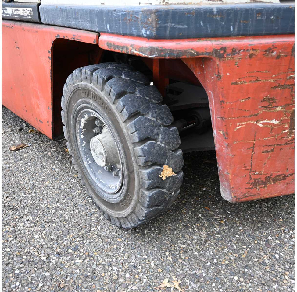 NISSAN - EH02A25U - FORKLIFT TRUCK - Вилочный погрузчик: фото 4 NISSAN - EH02A25U - FORKLIFT TRUCK - Вилочный погрузчик: фото 4