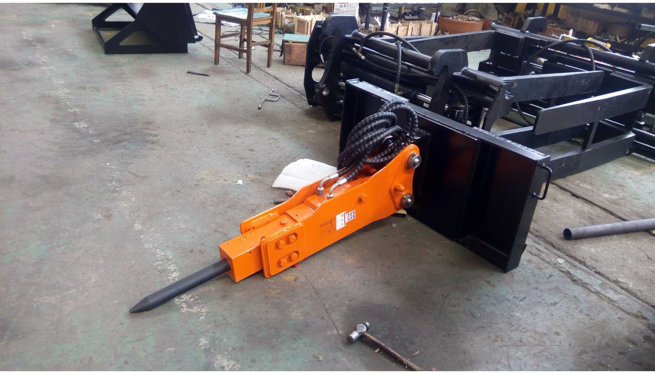 Rhino-cross Hydraulic Breaker - Навесное оборудование для Строительной техники: фото 1 Rhino-cross Hydraulic Breaker - Навесное оборудование для Строительной техники: фото 1