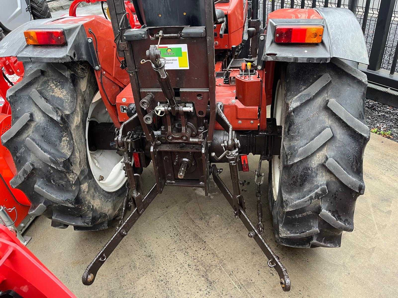 New Holland 35-66 DT - Трактор: фото 2 New Holland 35-66 DT - Трактор: фото 2