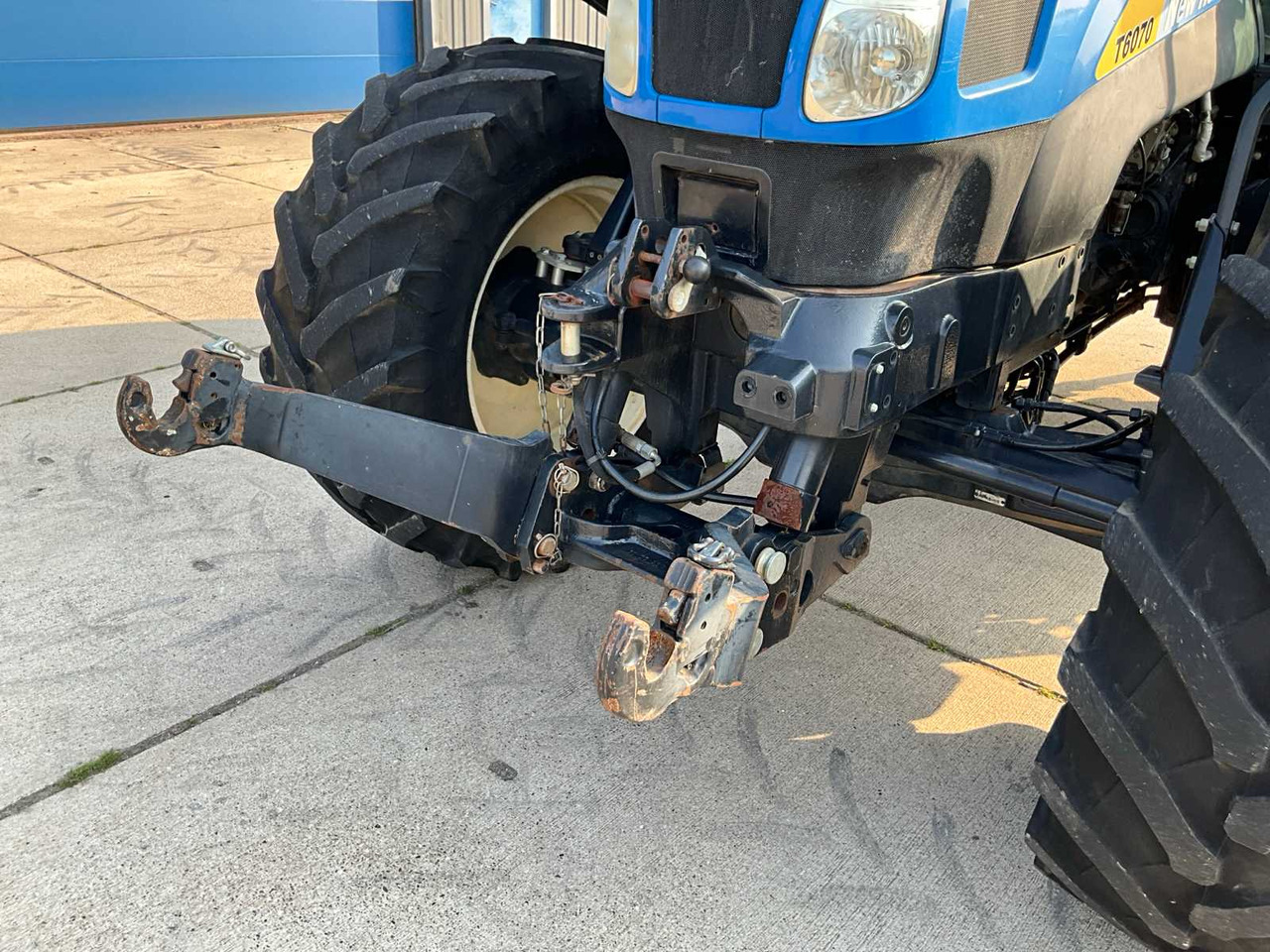 Трактор New Holland T6070: фото 22