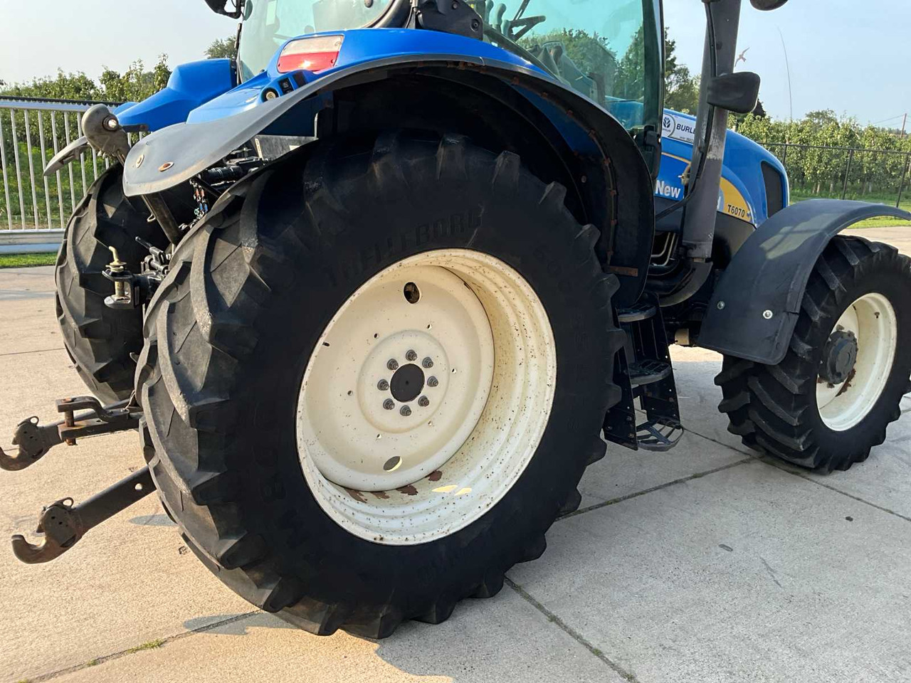 Трактор New Holland T6070: фото 26