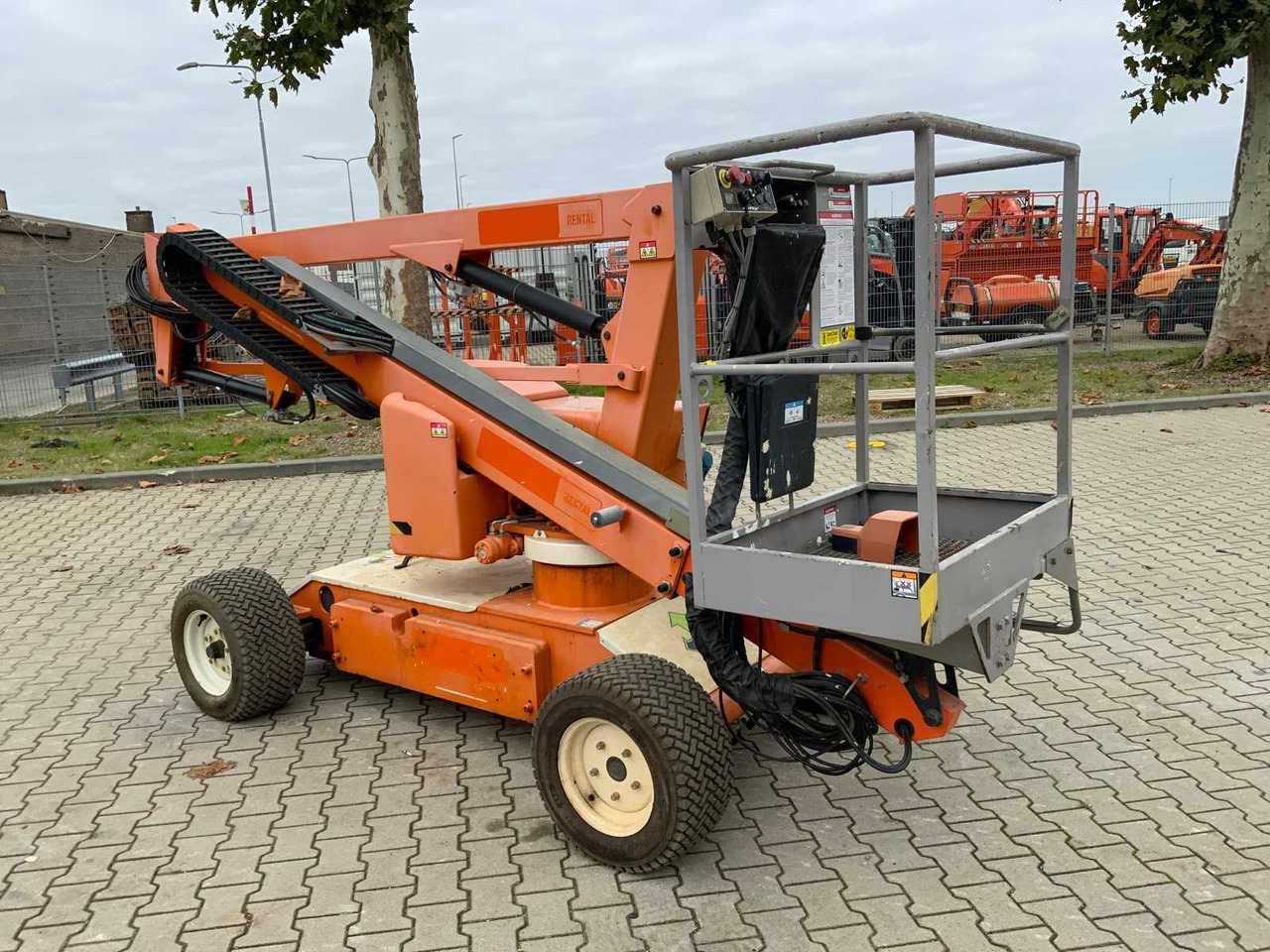 Niftylift Nifty HR12NE - Подъёмник: фото 4 Niftylift Nifty HR12NE - Подъёмник: фото 4
