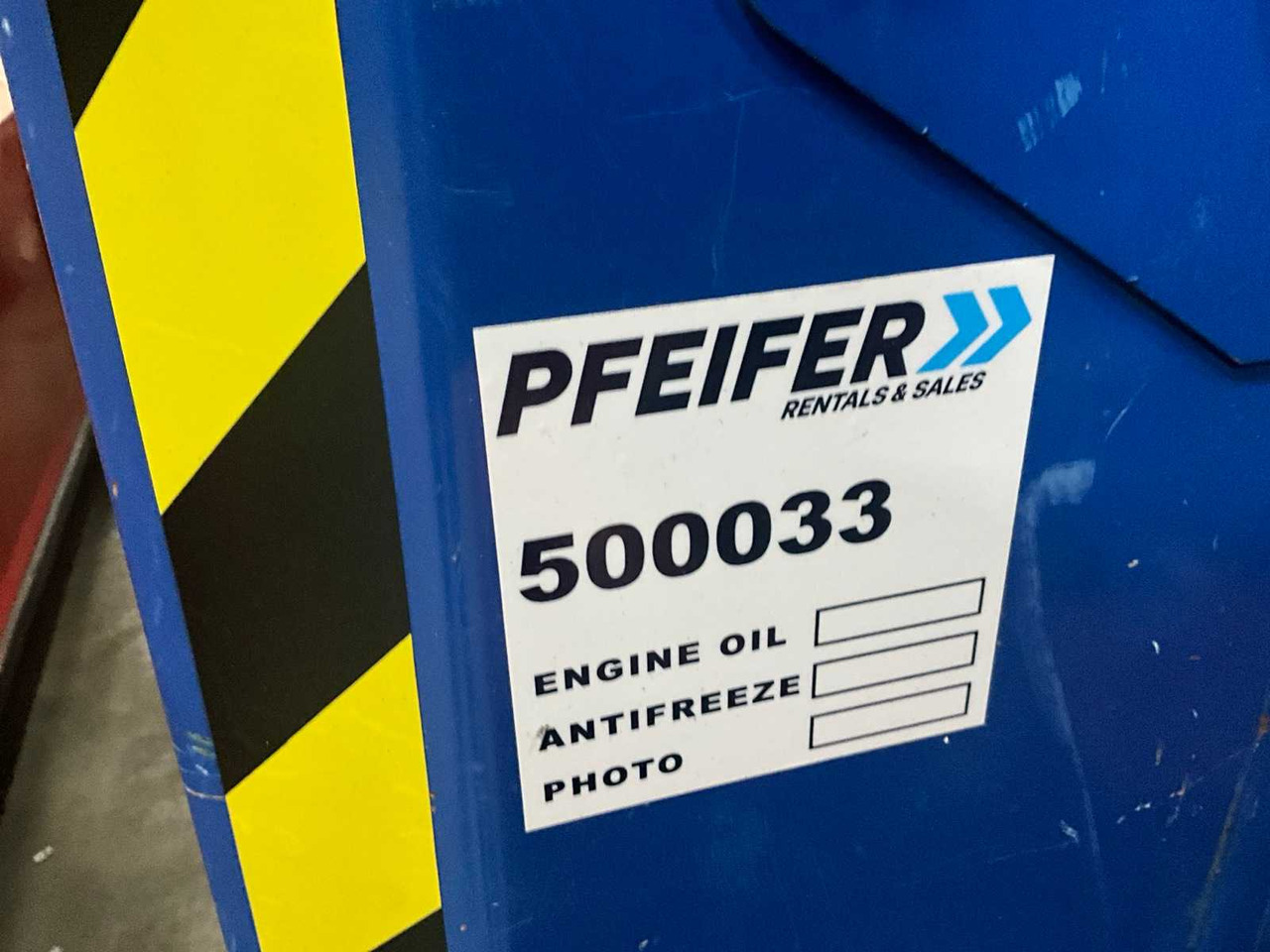 PB Lift S225-12ES - Подъёмник: фото 1 PB Lift S225-12ES - Подъёмник: фото 1