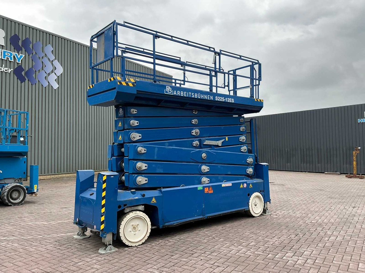 PB Lift S225-12ES - Подъёмник: фото 2 PB Lift S225-12ES - Подъёмник: фото 2