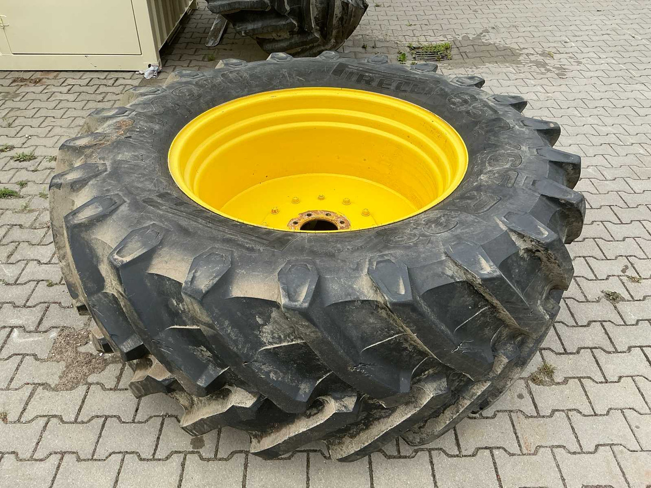 Pirelli TM800 - Шины и диски для Тракторов: фото 4 Pirelli TM800 - Шины и диски для Тракторов: фото 4