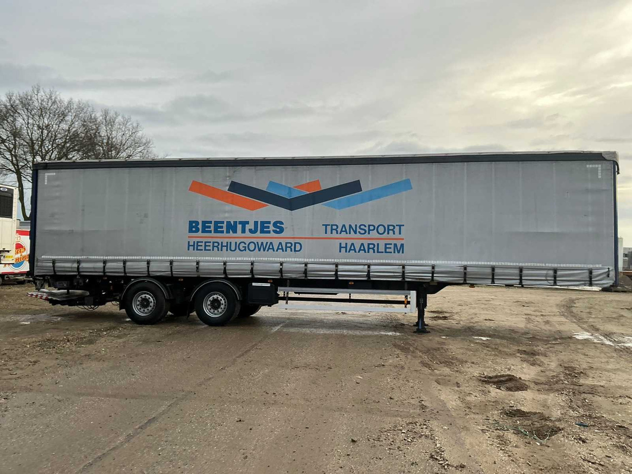 2011 TRACON TAUTLINER SEMI-TRAILER - Полуприцеп: фото 4 2011 TRACON TAUTLINER SEMI-TRAILER - Полуприцеп: фото 4