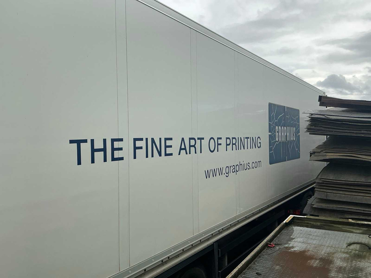 2016 SCHMITZ CARGOBULL SCB*S3B SEMI-TRAILER - Полуприцеп: фото 3 2016 SCHMITZ CARGOBULL SCB*S3B SEMI-TRAILER - Полуприцеп: фото 3