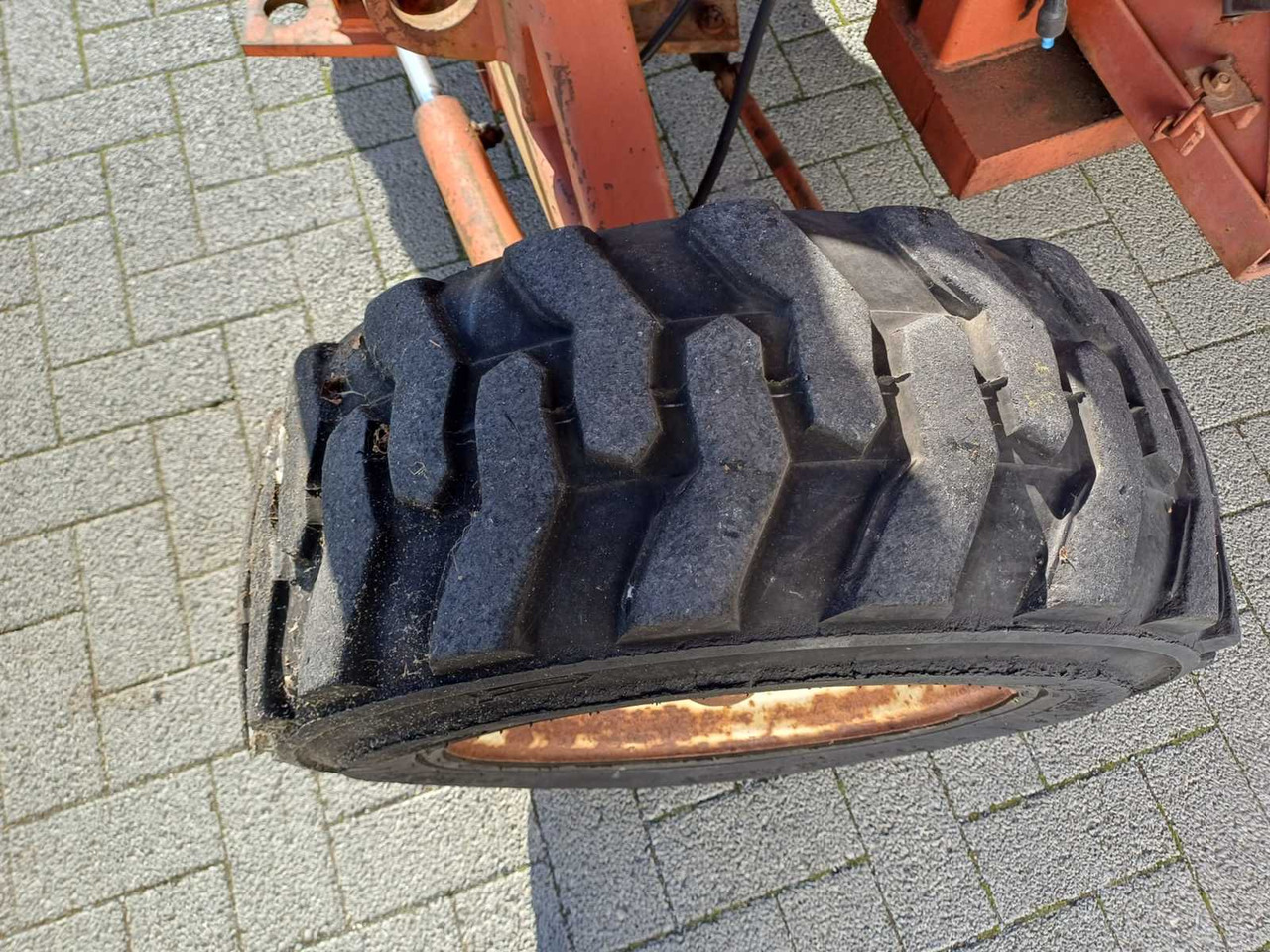 Подъёмник SNORKELIFT UNO 41E 12.4 METER AERIAL PLATFORM: фото 8