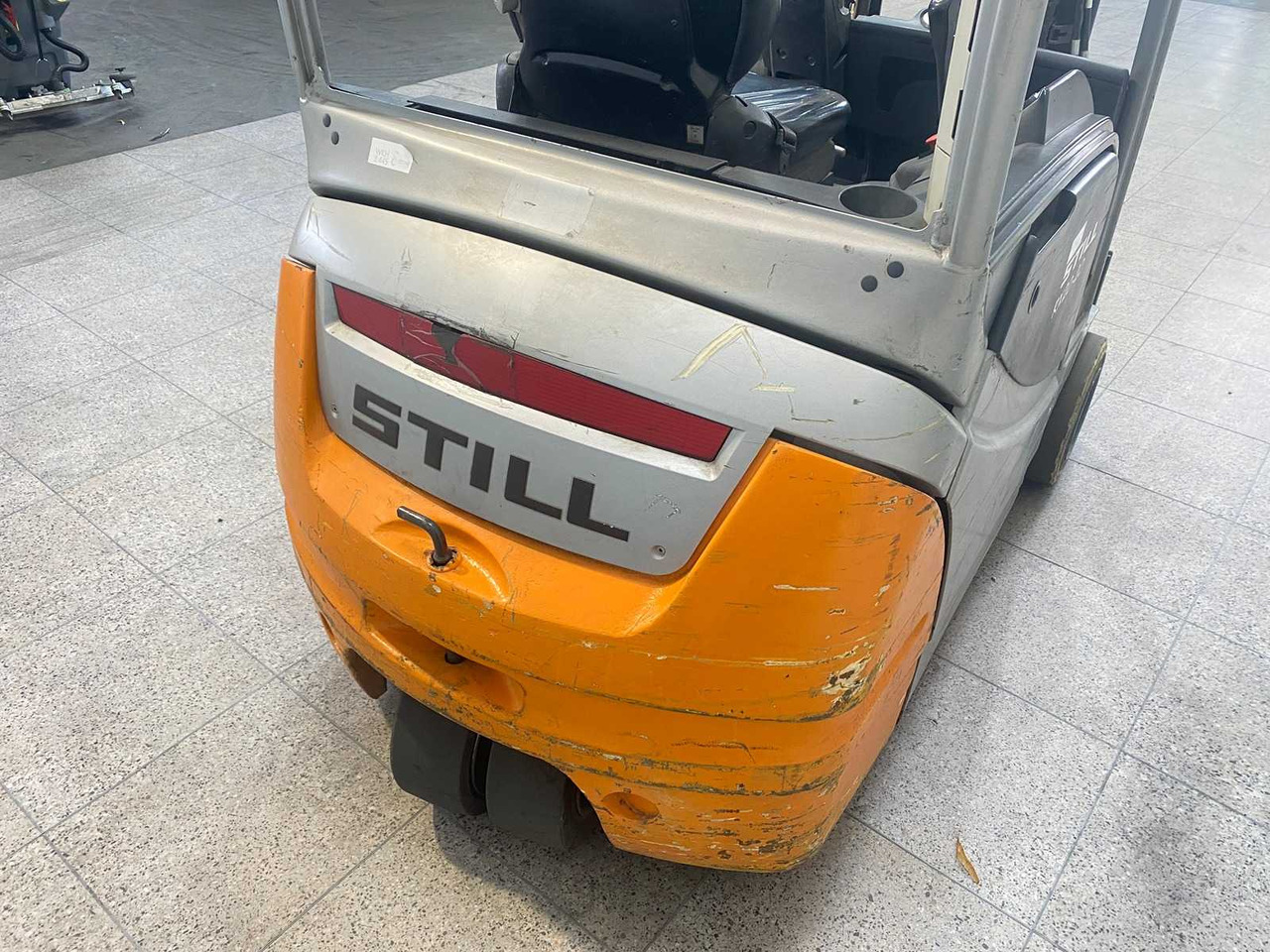 STILL - 2006 - RX20-20 - FORKLIFT - Вилочный погрузчик: фото 4 STILL - 2006 - RX20-20 - FORKLIFT - Вилочный погрузчик: фото 4