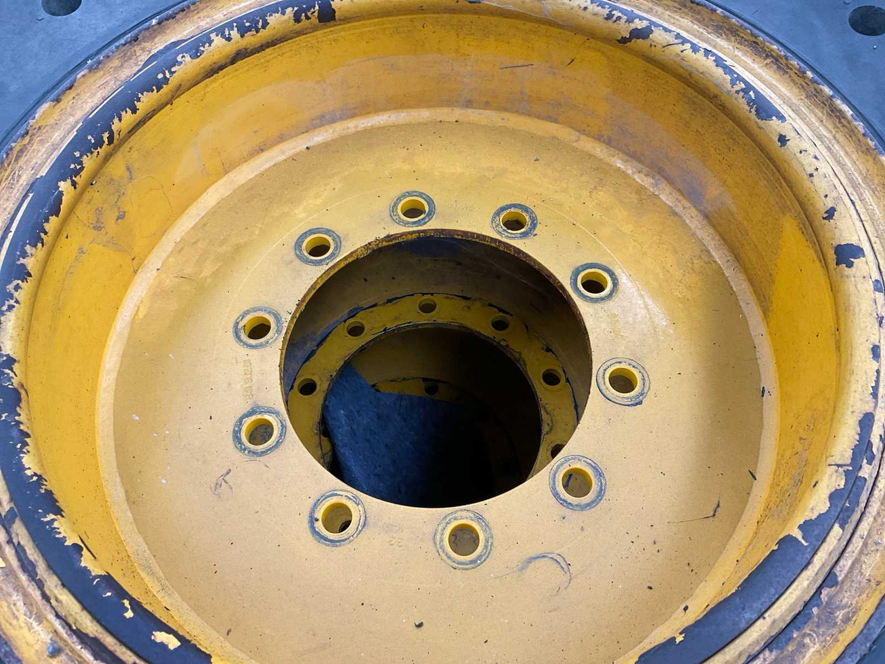 Shun Gin JCB verreiker - Шины и диски для Тракторов: фото 4 Shun Gin JCB verreiker - Шины и диски для Тракторов: фото 4