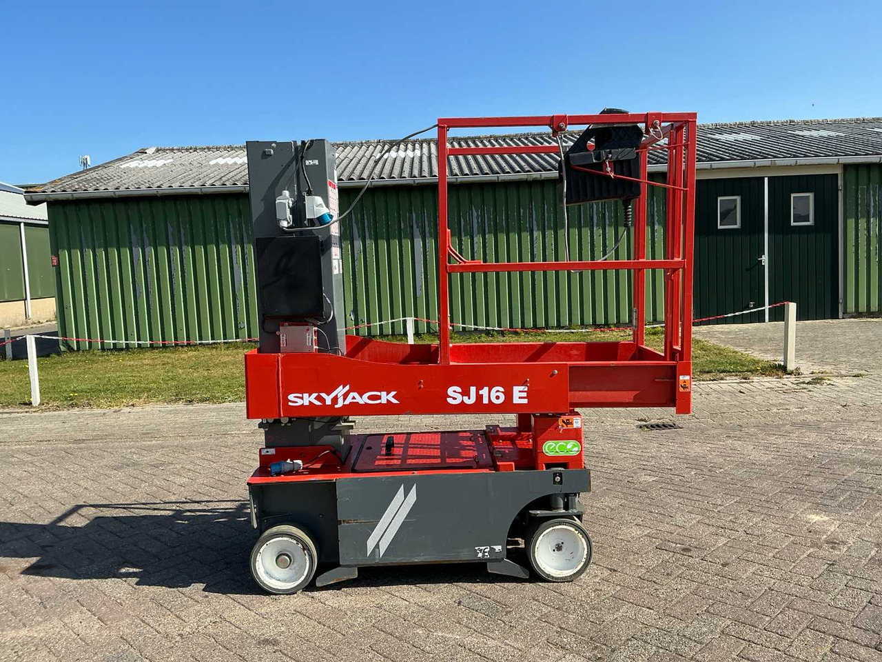 Skyjack SJ16E - Подъёмник: фото 2 Skyjack SJ16E - Подъёмник: фото 2