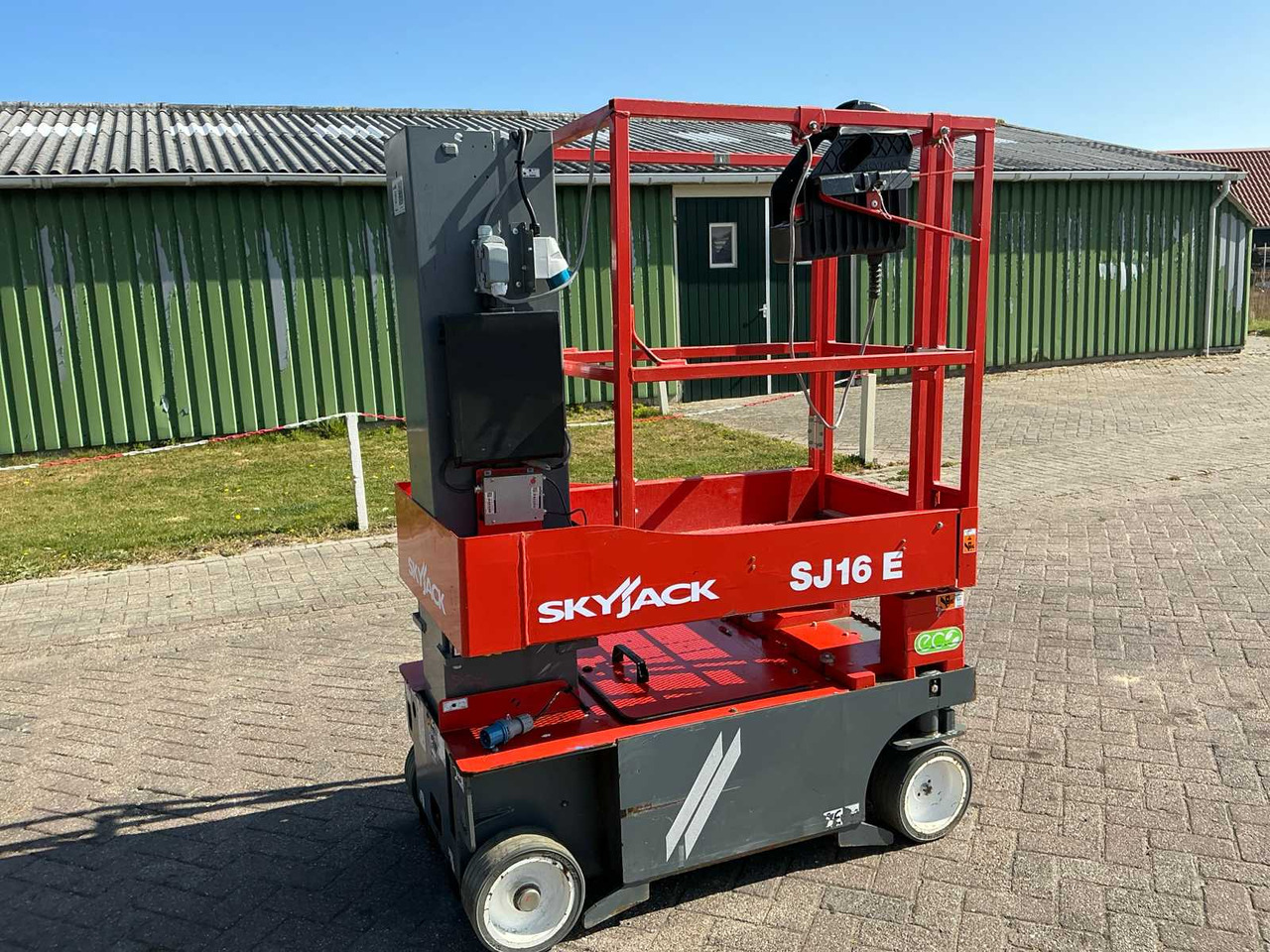 Skyjack SJ16E - Подъёмник: фото 1 Skyjack SJ16E - Подъёмник: фото 1