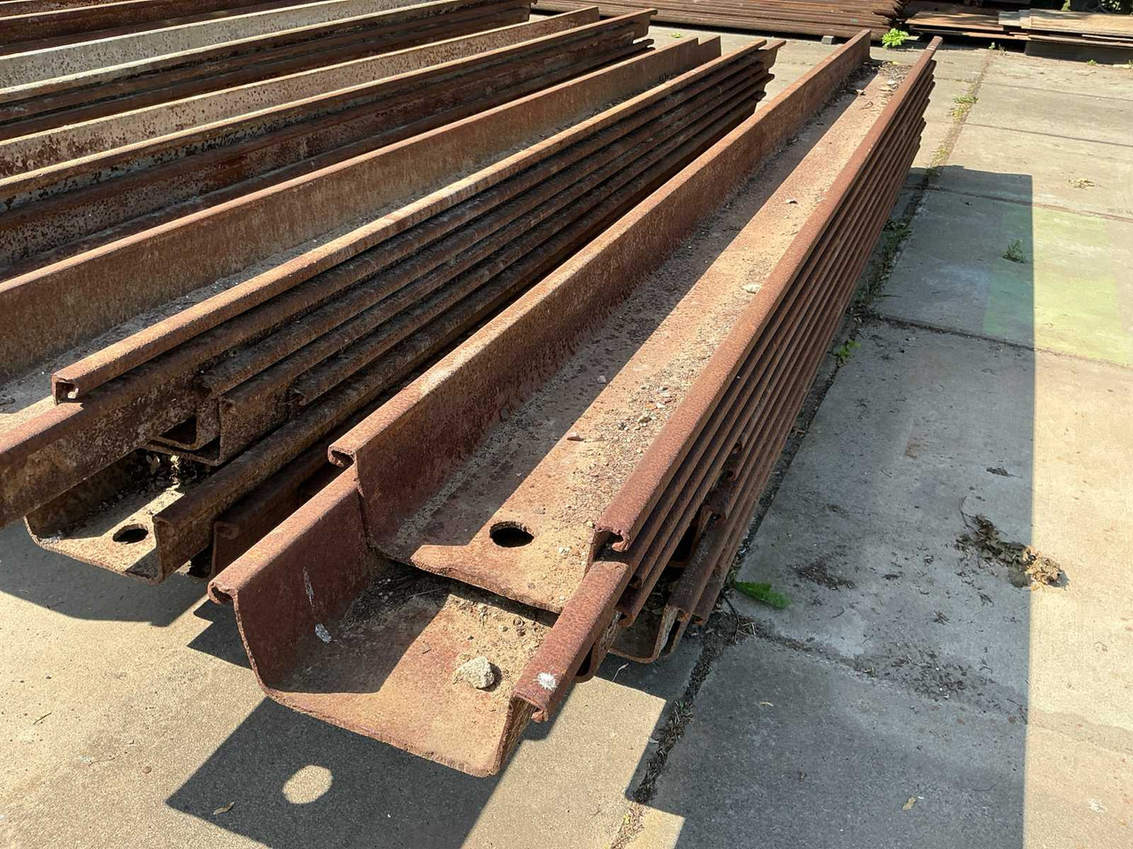 Steel sheet piling (59x) - Строительное оборудование: фото 2 Steel sheet piling (59x) - Строительное оборудование: фото 2