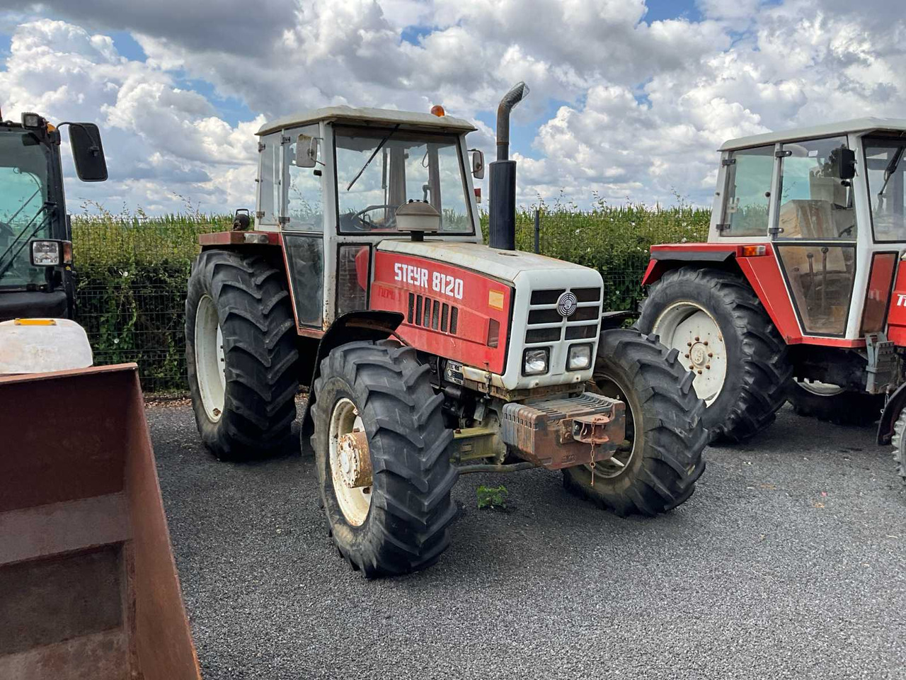 Steyr 8120A - Трактор: фото 3 Steyr 8120A - Трактор: фото 3