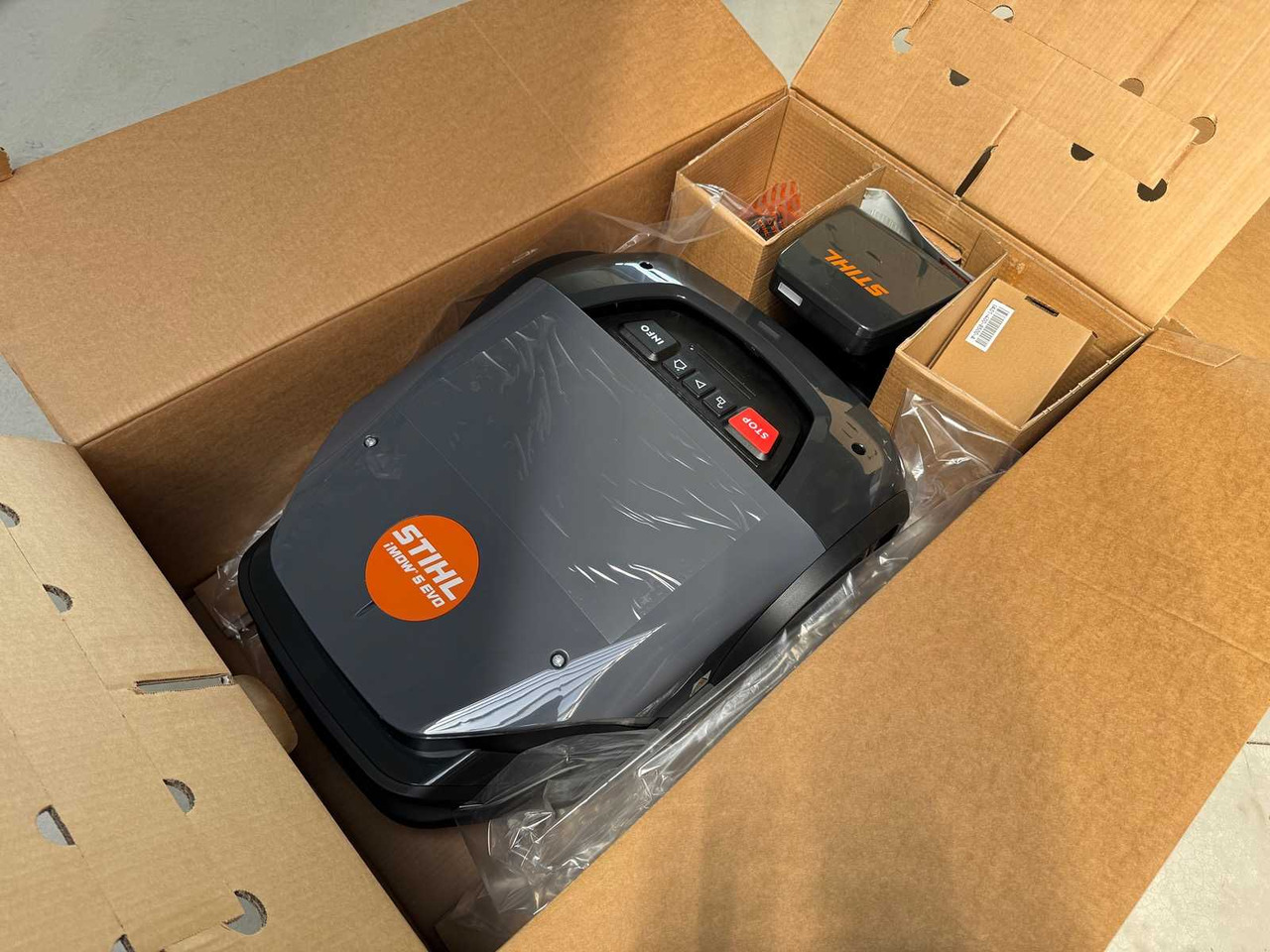 Stihl iMOW 7.0 PRO - Газонокосилка: фото 4 Stihl iMOW 7.0 PRO - Газонокосилка: фото 4