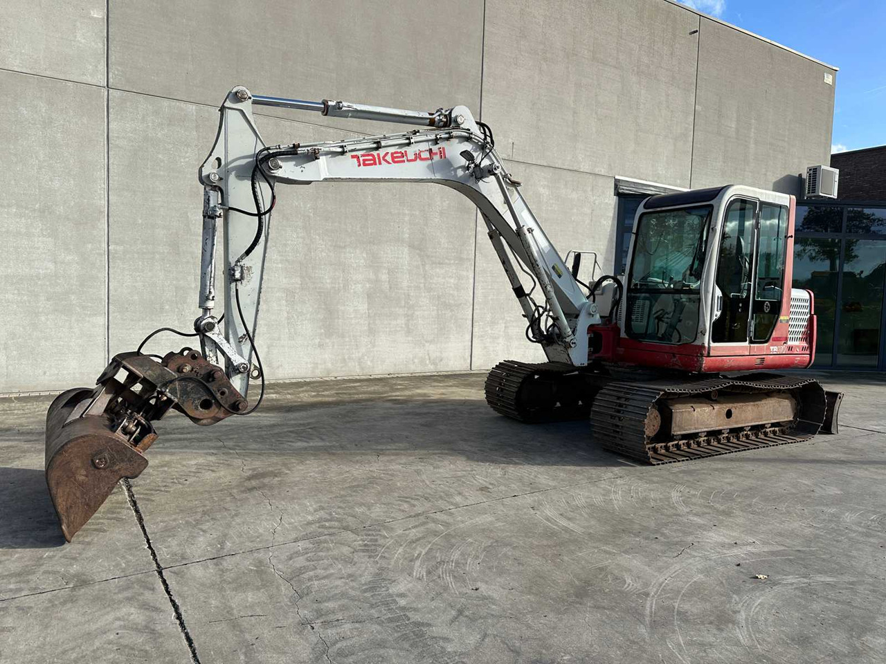 TAKEUCHI - TB175 - MIDI EXCAVATOR - Экскаватор: фото 1 TAKEUCHI - TB175 - MIDI EXCAVATOR - Экскаватор: фото 1