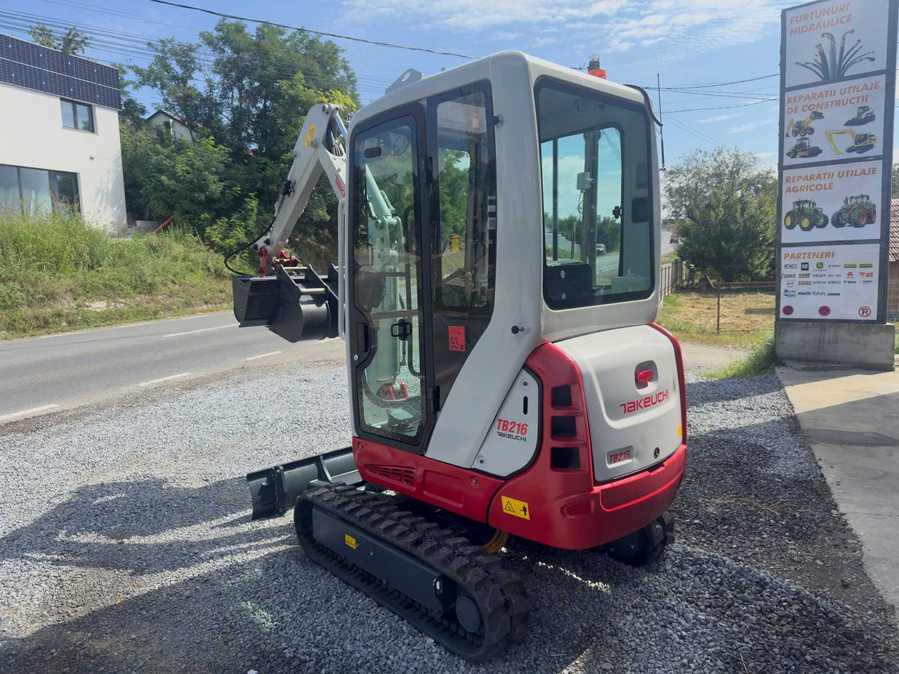 Takeuchi TB 216 - Мини-экскаватор: фото 2 Takeuchi TB 216 - Мини-экскаватор: фото 2