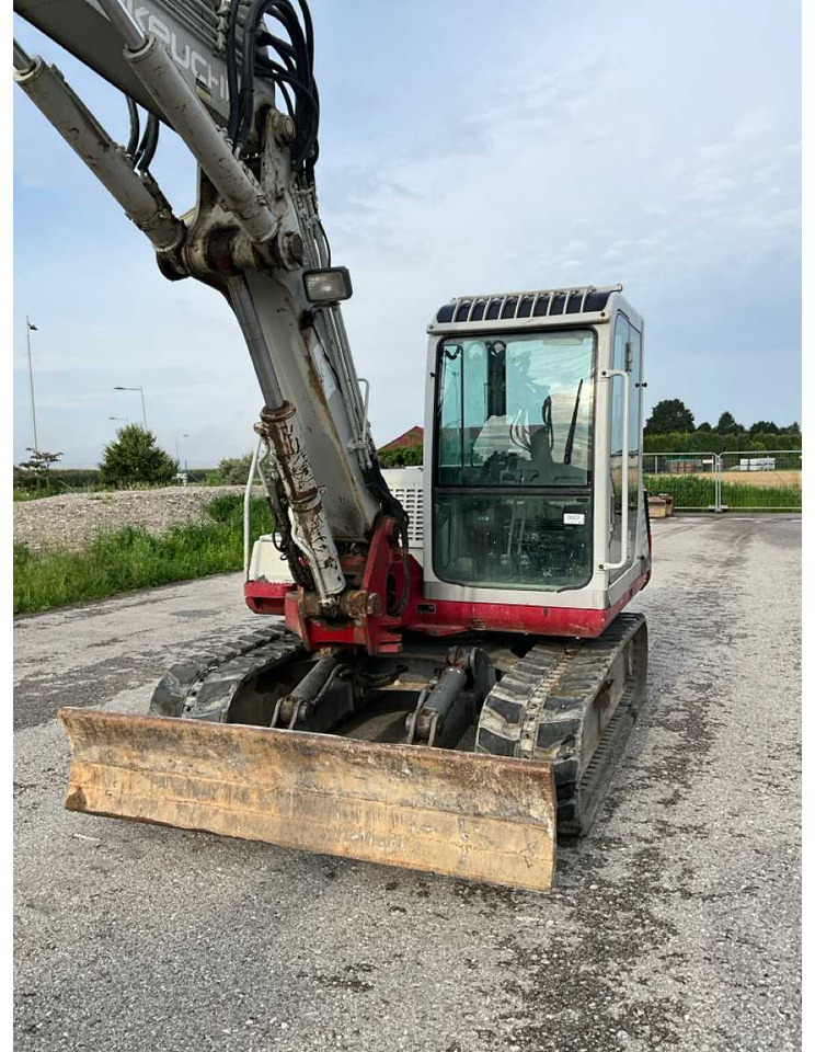 Гусеничный экскаватор Takeuchi TB175: фото 7