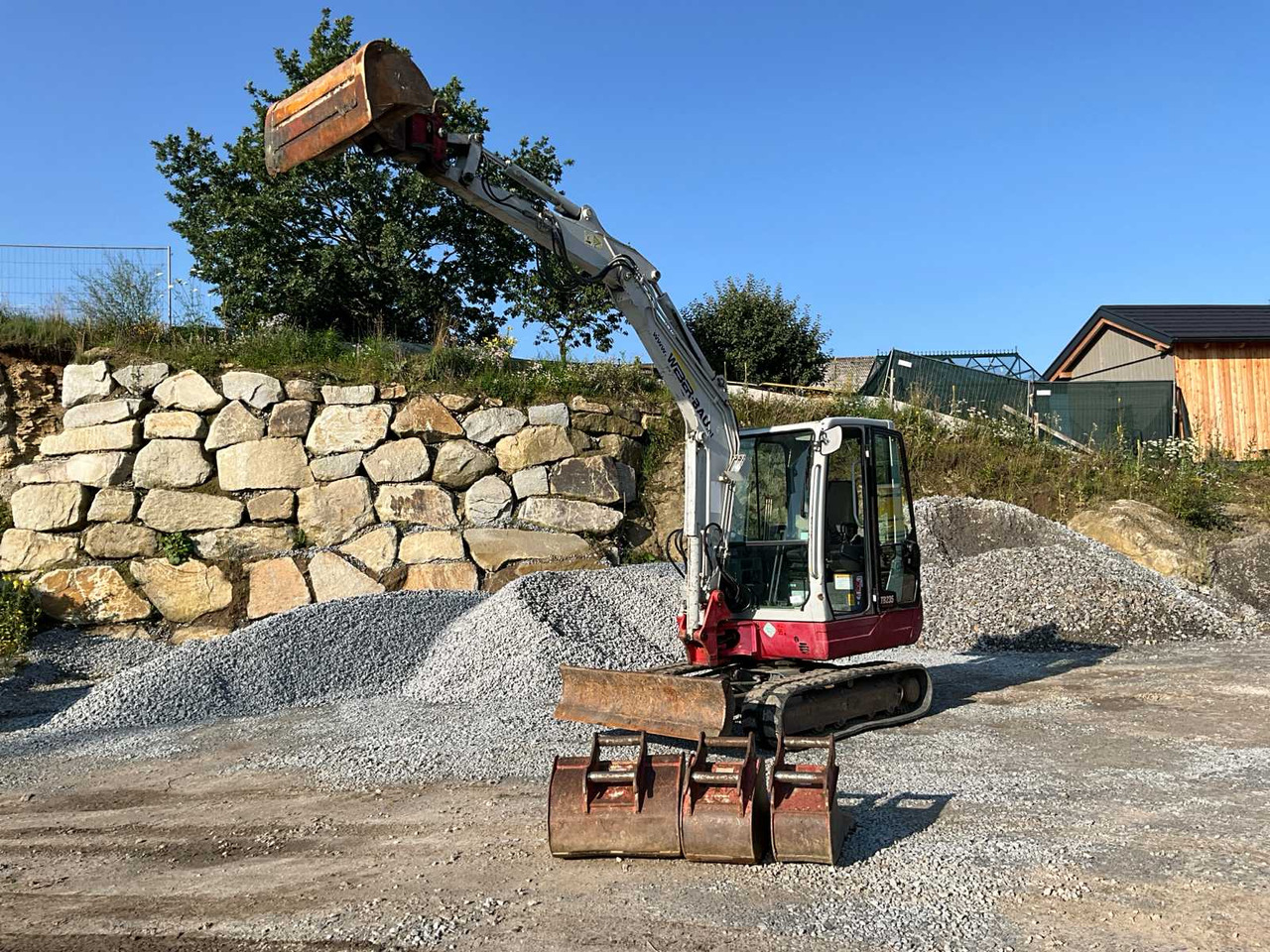 Takeuchi TB235 - Мини-экскаватор: фото 2 Takeuchi TB235 - Мини-экскаватор: фото 2