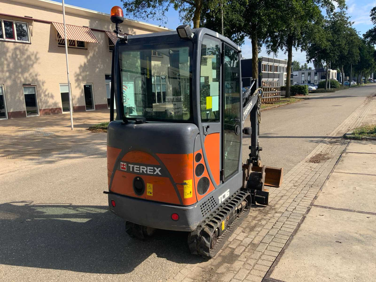 Terex TC16 - Гусеничный экскаватор: фото 3 Terex TC16 - Гусеничный экскаватор: фото 3