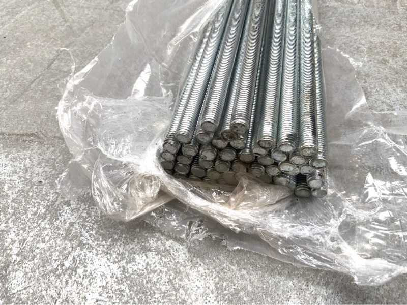 Threaded rod M8 (1000x) - Строительное оборудование: фото 4 Threaded rod M8 (1000x) - Строительное оборудование: фото 4