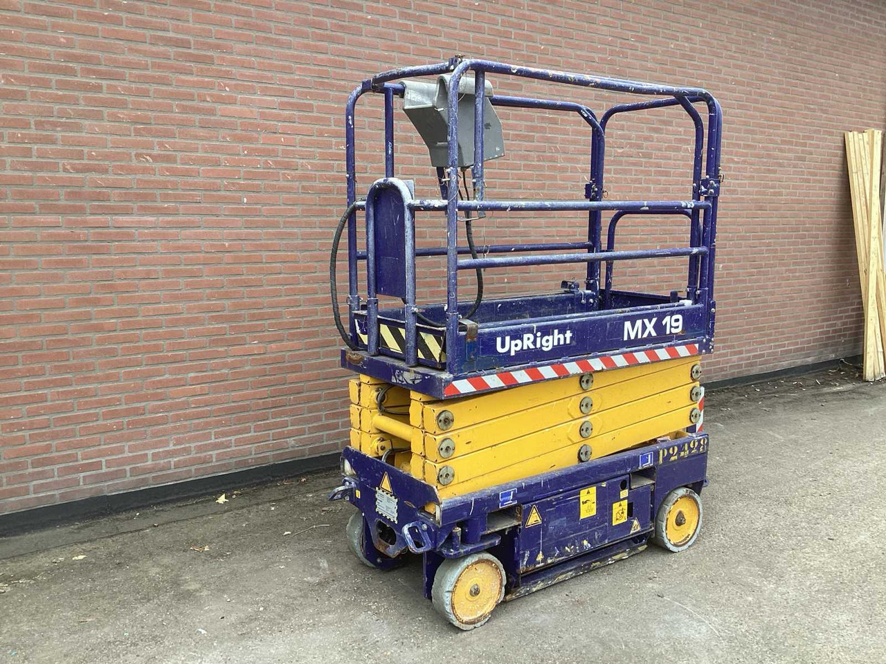 UPRIGHT MX 19 - Подъёмник: фото 3 UPRIGHT MX 19 - Подъёмник: фото 3