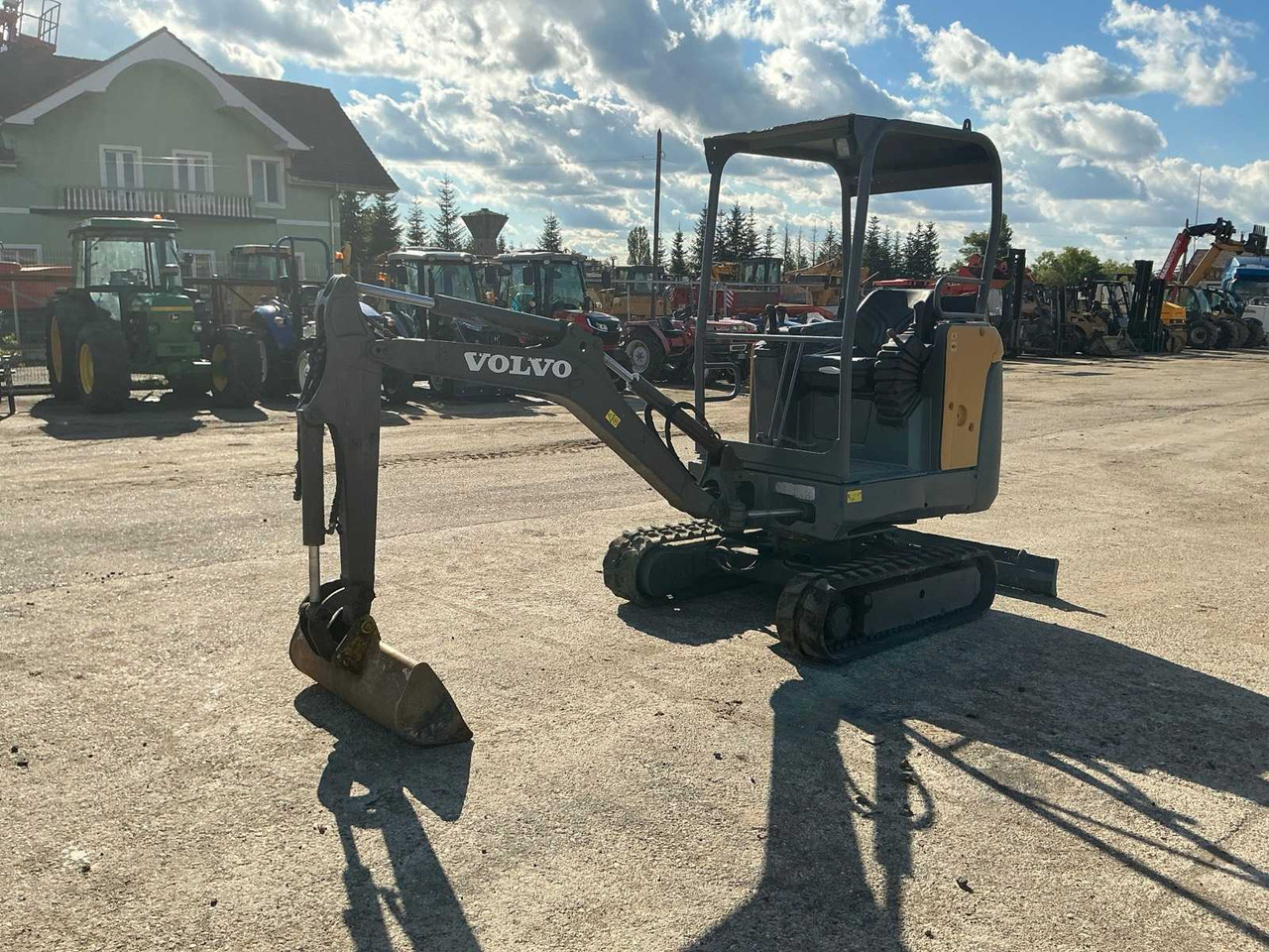 VOLVO EC 18 D - Мини-экскаватор: фото 2 VOLVO EC 18 D - Мини-экскаватор: фото 2