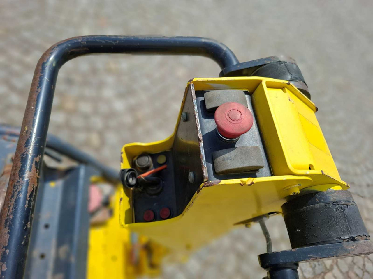 Wacker DPU 100-70 Le - Виброплита: фото 5 Wacker DPU 100-70 Le - Виброплита: фото 5
