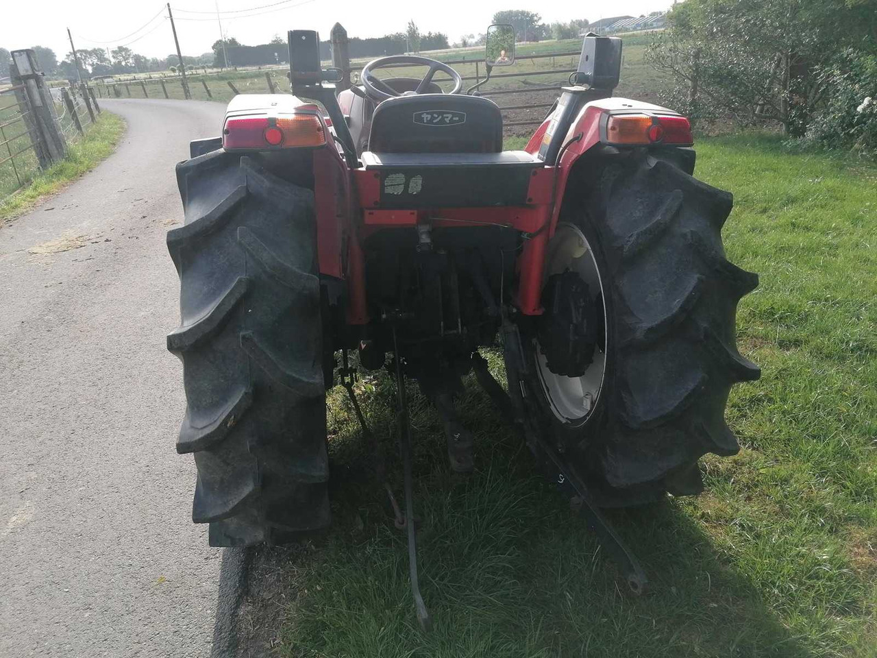 Yanmar AF-33 - Минитрактор: фото 4 Yanmar AF-33 - Минитрактор: фото 4