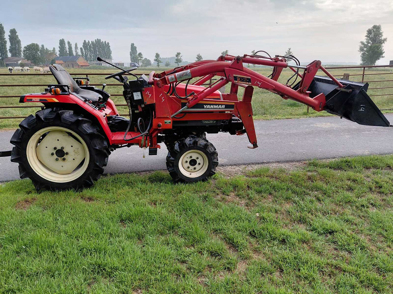 Yanmar F175 - Минитрактор: фото 3 Yanmar F175 - Минитрактор: фото 3
