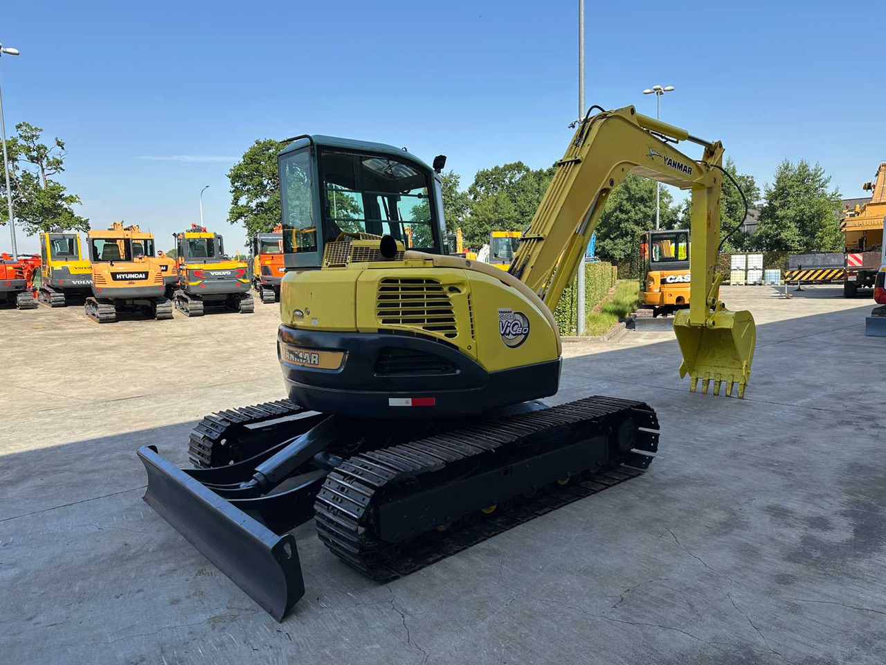 Yanmar VIO80 - Гусеничный экскаватор: фото 4 Yanmar VIO80 - Гусеничный экскаватор: фото 4