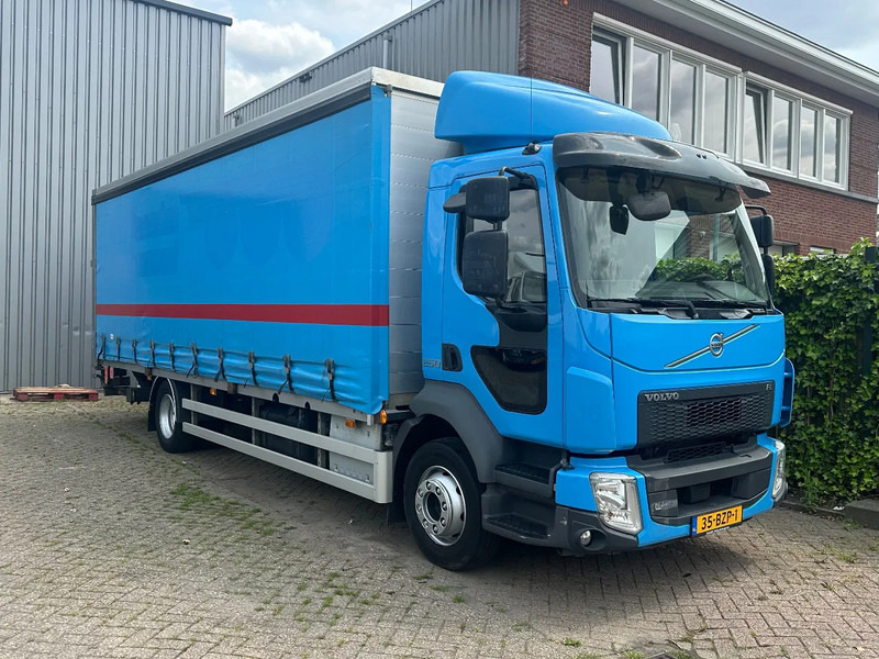 Volvo FL FL 250.14 EURO6. 2017. 2500kg laadklep. - Тентованный грузовик: фото 2 Volvo FL FL 250.14 EURO6. 2017. 2500kg laadklep. - Тентованный грузовик: фото 2