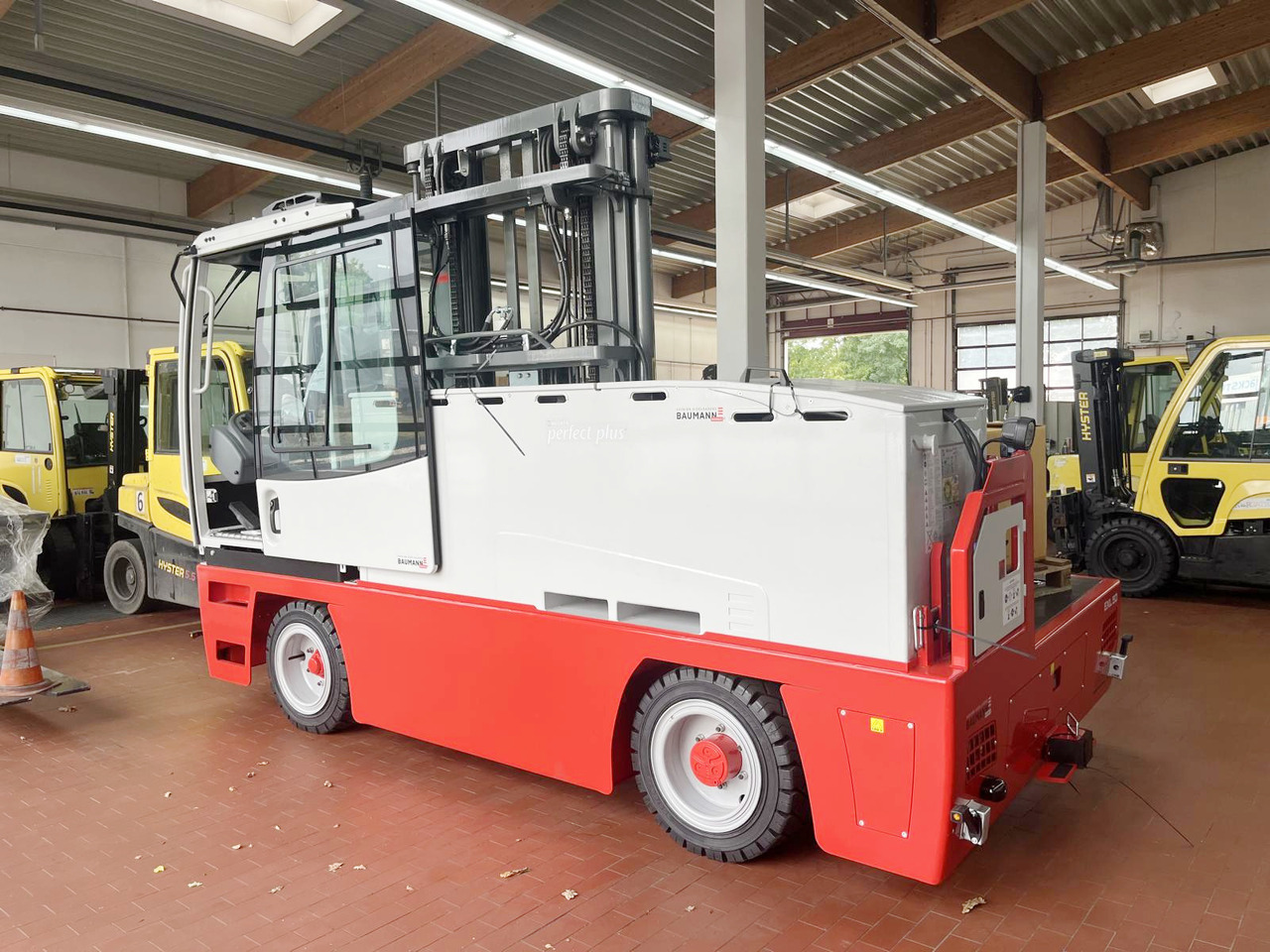 Baumann ELQ 50 L/14/60 TR 120V - Боковой погрузчик: фото 3 Baumann ELQ 50 L/14/60 TR 120V - Боковой погрузчик: фото 3