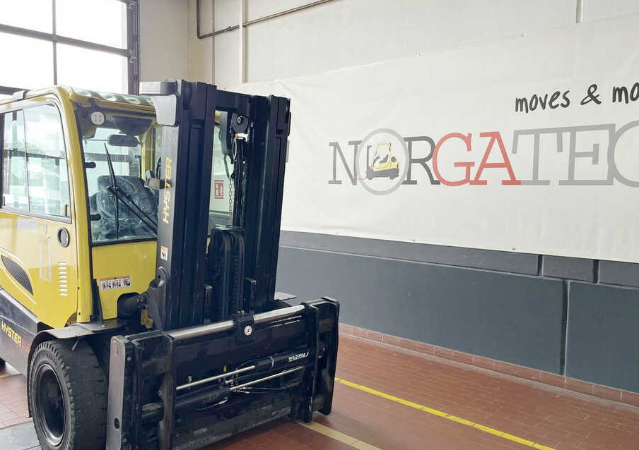 Hyster J5.5XN6 Advance - Электропогрузчик: фото 1 Hyster J5.5XN6 Advance - Электропогрузчик: фото 1