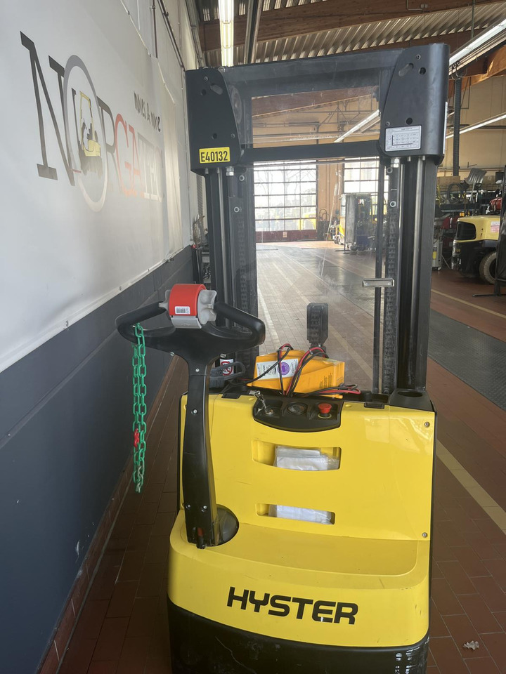 Hyster S1.4 - Штабелер: фото 4 Hyster S1.4 - Штабелер: фото 4