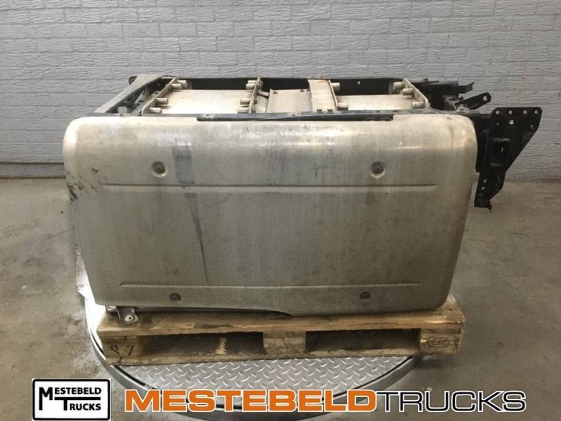 DAF Katalysator met DPF XF106 - Глушитель/ Выхлопная система для Грузовиков: фото 1 DAF Katalysator met DPF XF106 - Глушитель/ Выхлопная система для Грузовиков: фото 1