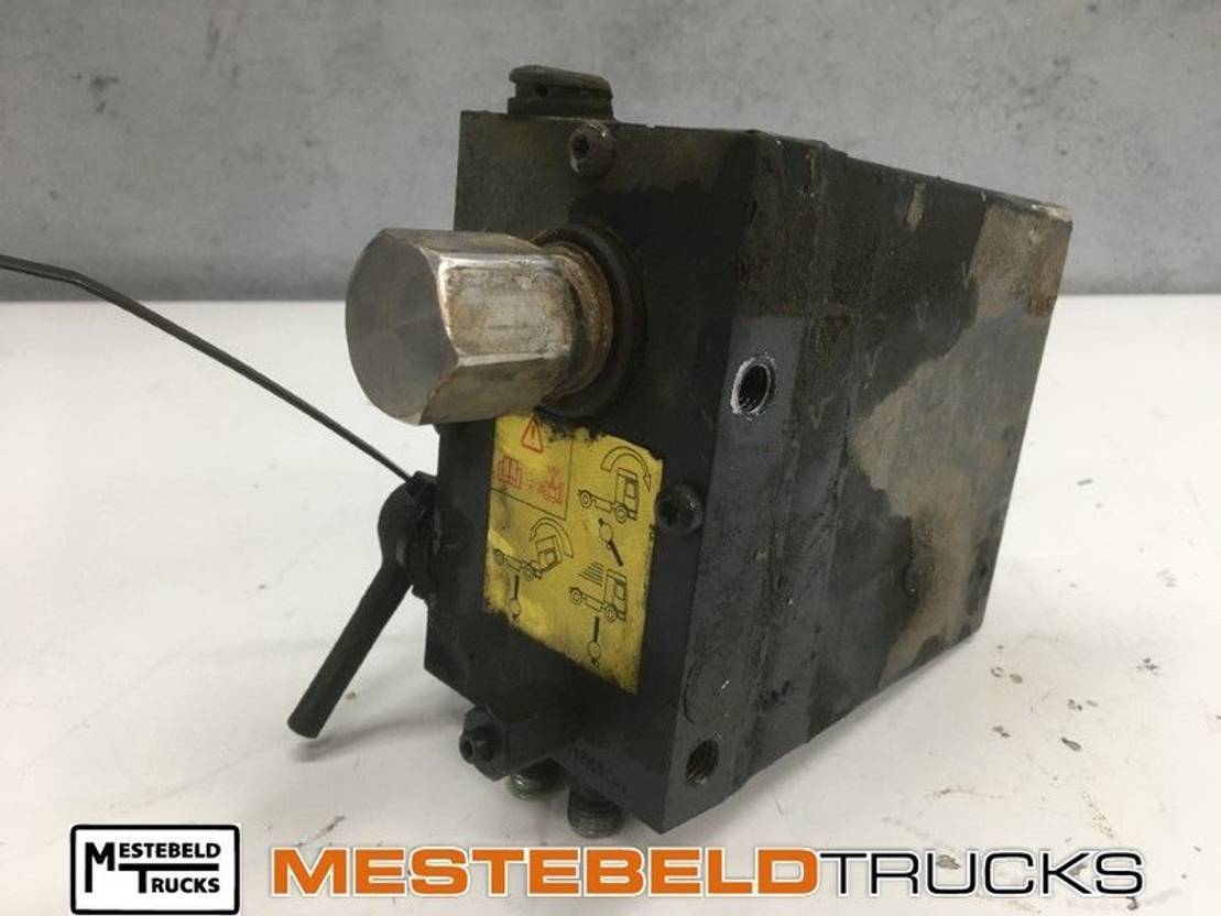 Iveco Cabinekantelpomp - Кабина и интерьер для Грузовиков: фото 1 Iveco Cabinekantelpomp - Кабина и интерьер для Грузовиков: фото 1