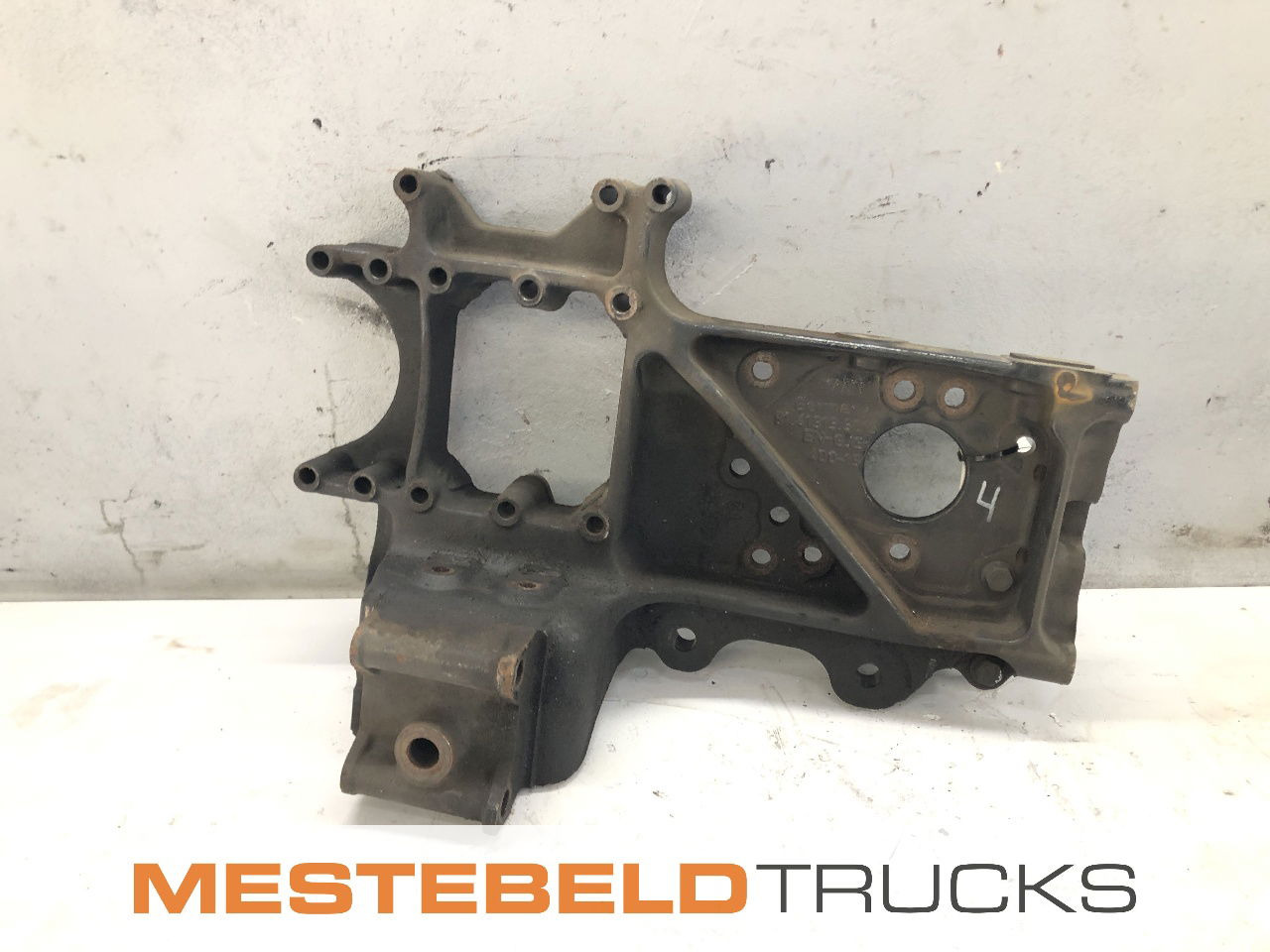 MAN Combisteun voorzijde links TGS - Рама/ Шасси для Грузовиков: фото 1 MAN Combisteun voorzijde links TGS - Рама/ Шасси для Грузовиков: фото 1