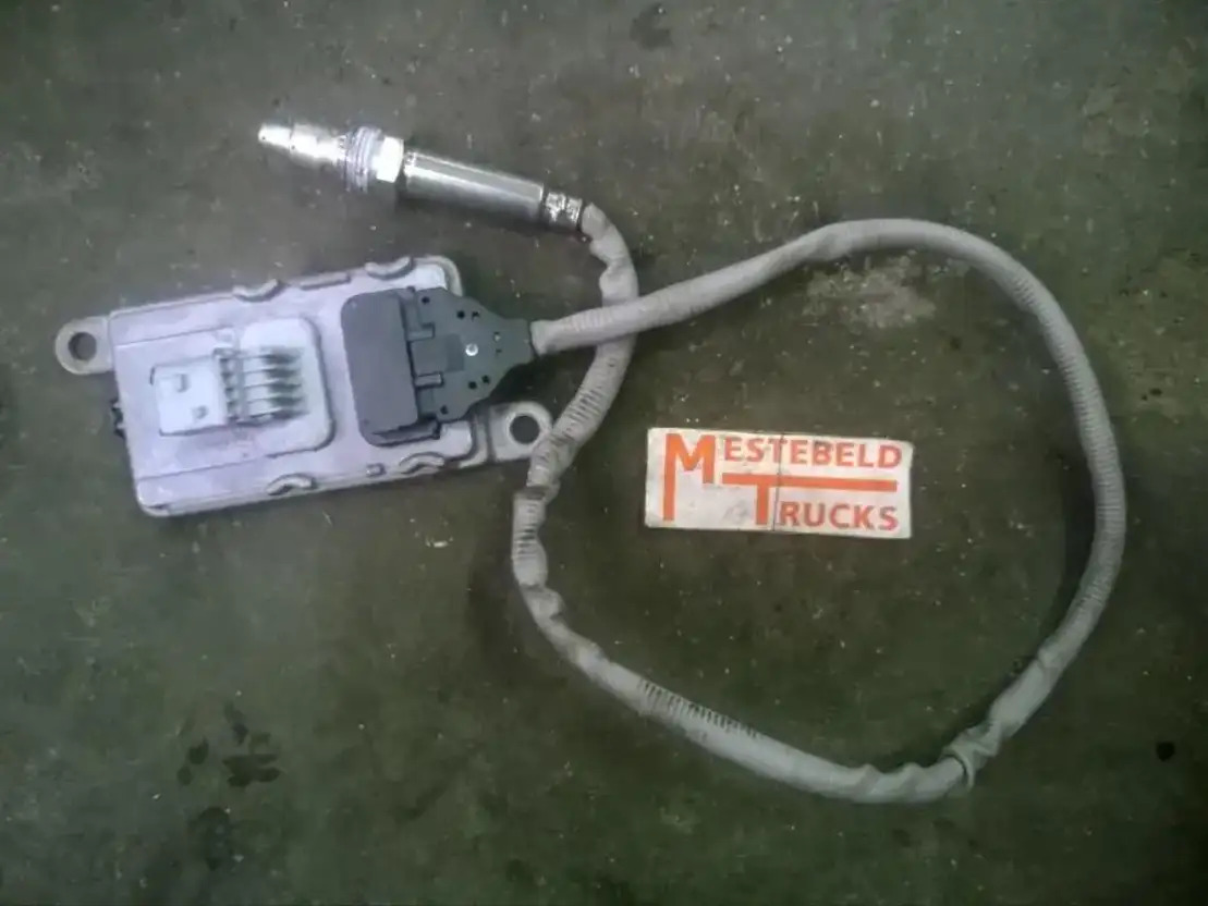 Mercedes-Benz Nox sensor - Глушитель/ Выхлопная система для Грузовиков: фото 1 Mercedes-Benz Nox sensor - Глушитель/ Выхлопная система для Грузовиков: фото 1
